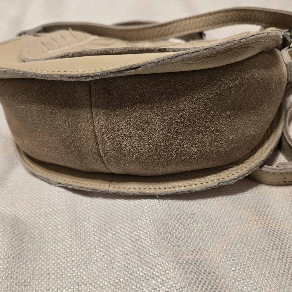 DAY & MOOD Leather & Suede Leaf Bag - Picture 5 of 8